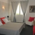 Le Clos Des Mylandes Pensionat 4*