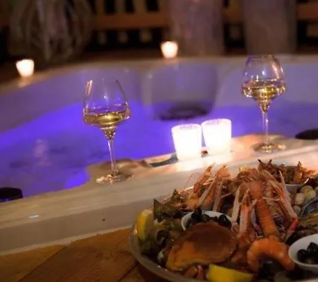Le Clos Des Mylandes Guest house