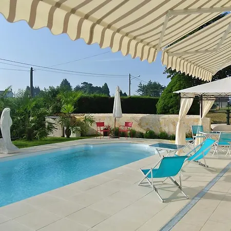 Πανσιόν Le Clos Des Mylandes 4*