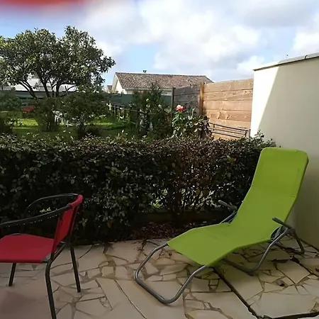 Le Clos Des Mylandes & Yoga Gæstehus